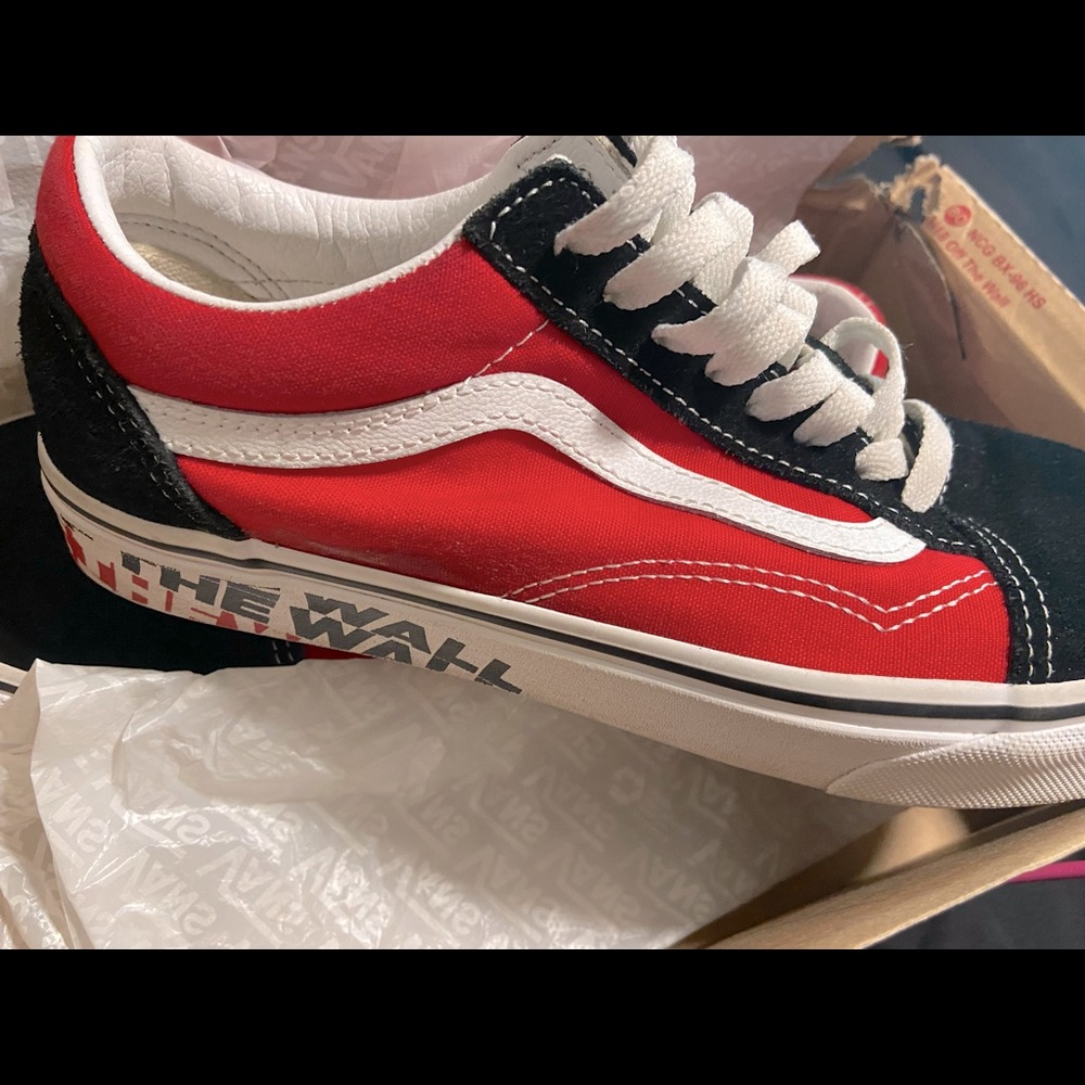 OLD SCHOOL ‘ OTW SIDEWALL ‘